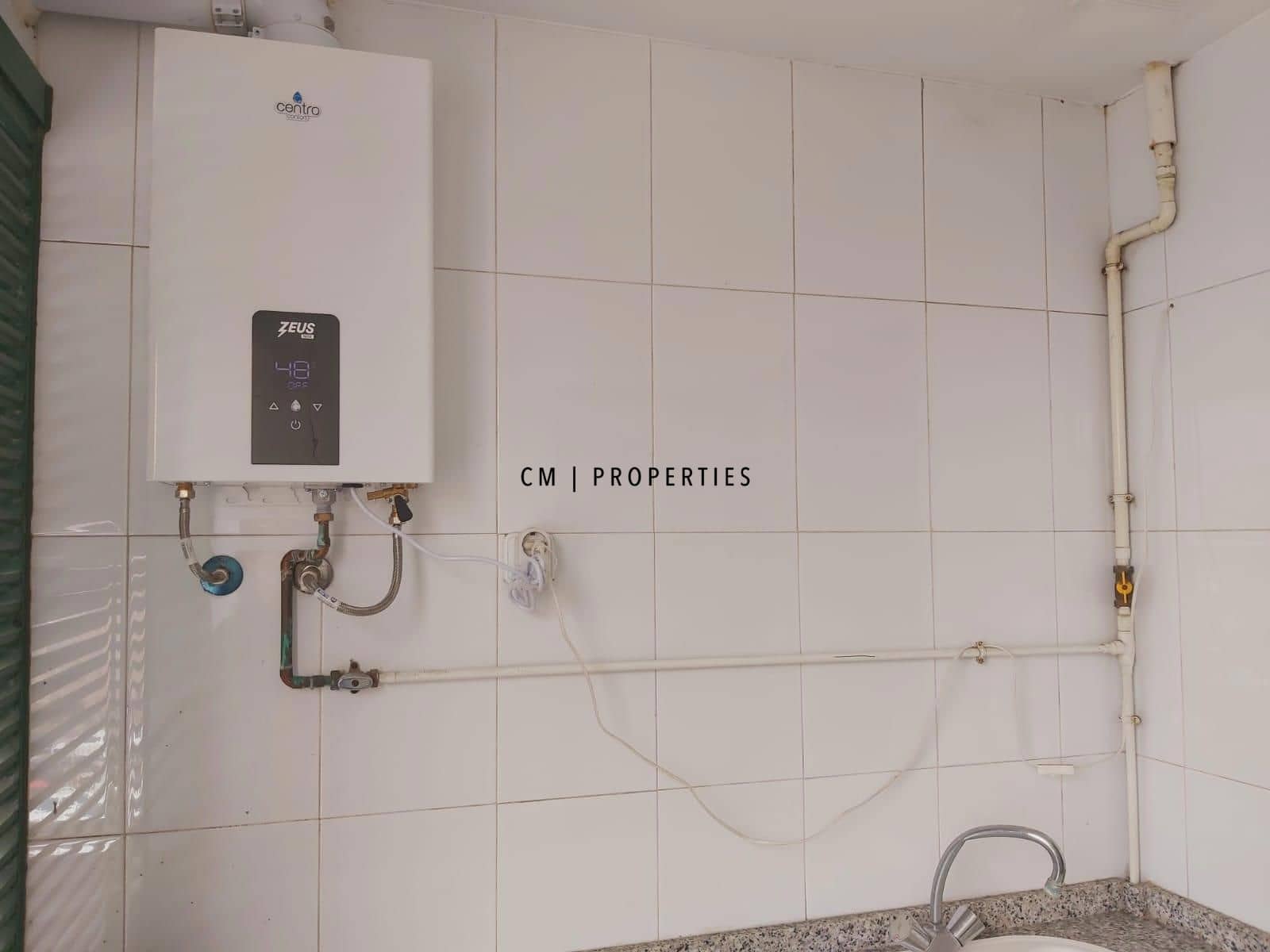 3 slaapkamer Flat te huur in Valencia stad met garage - € 1.750 (Ref: 9489787)