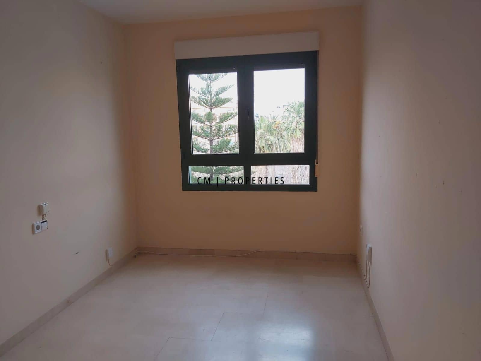 3 slaapkamer Flat te huur in Valencia stad met garage - € 1.750 (Ref: 9489787)