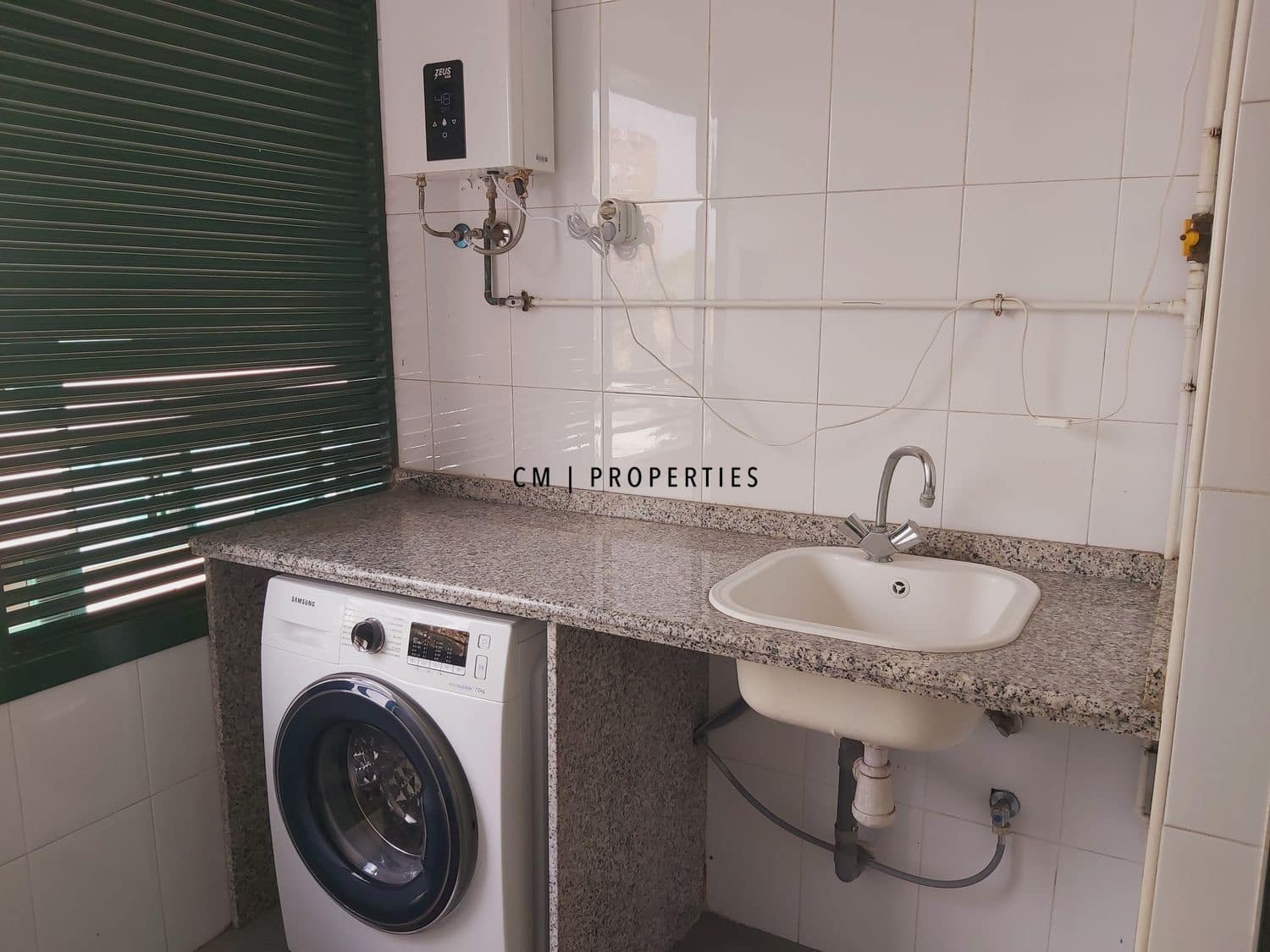 3 slaapkamer Flat te huur in Valencia stad met garage - € 1.750 (Ref: 9489787)