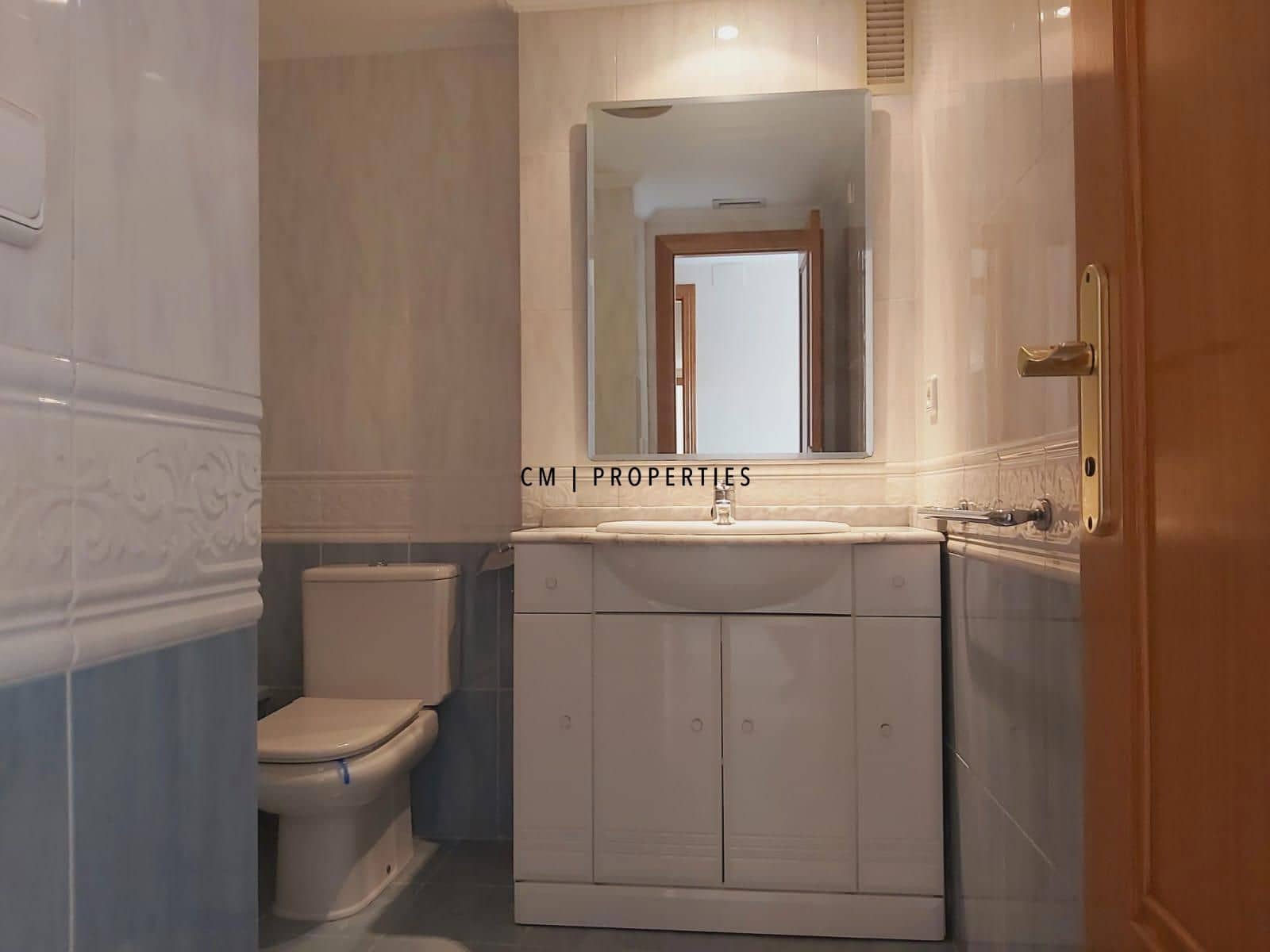 3 slaapkamer Flat te huur in Valencia stad met garage - € 1.750 (Ref: 9489787)