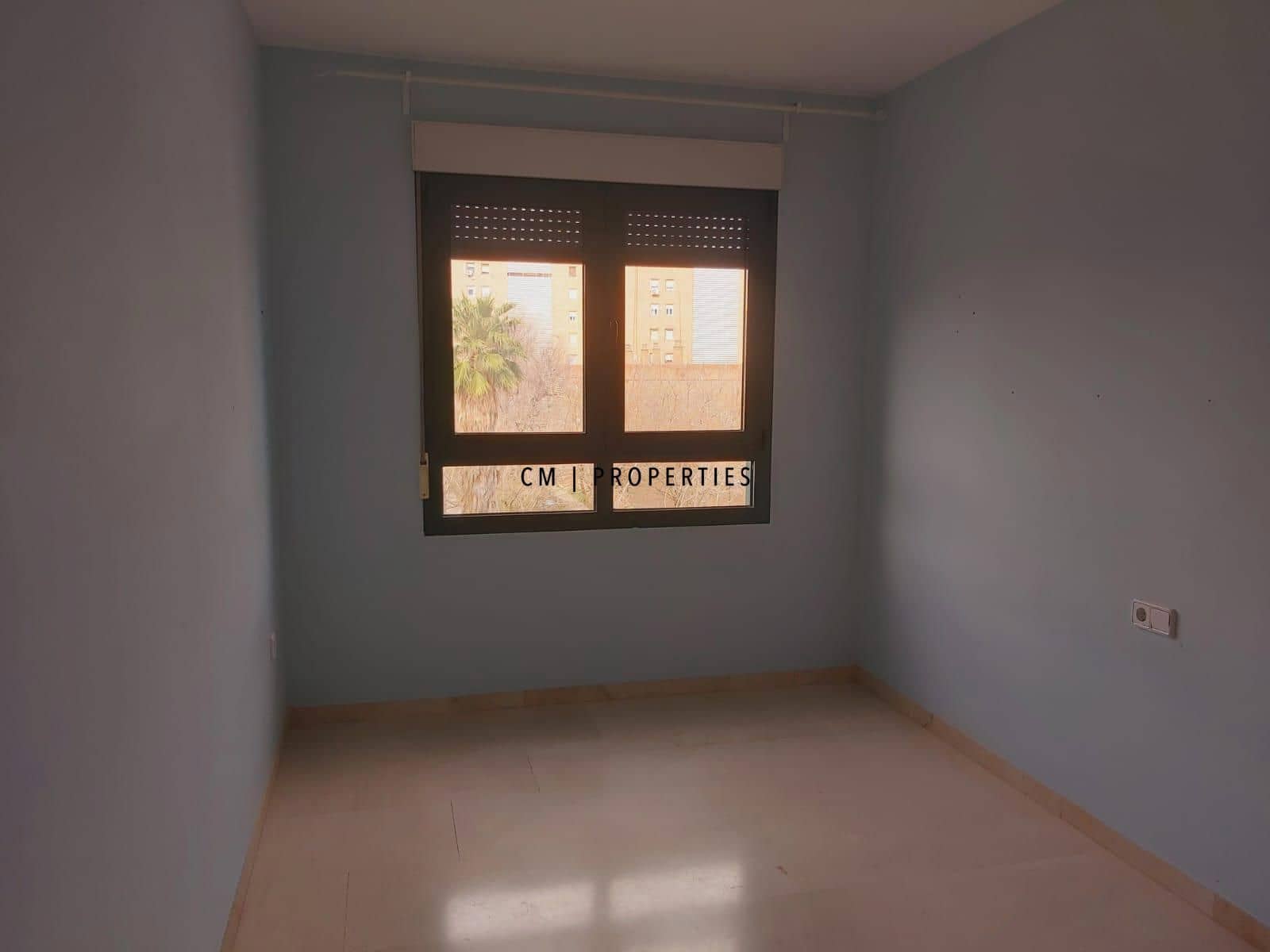 3 slaapkamer Flat te huur in Valencia stad met garage - € 1.750 (Ref: 9489787)