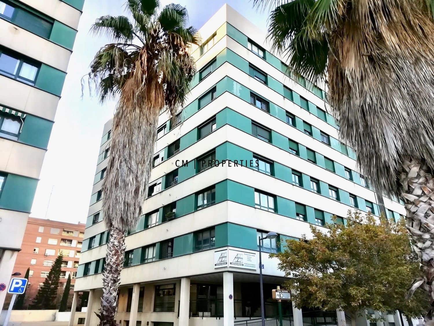 3 slaapkamer Flat te huur in Valencia stad met garage - € 1.750 (Ref: 9489787)