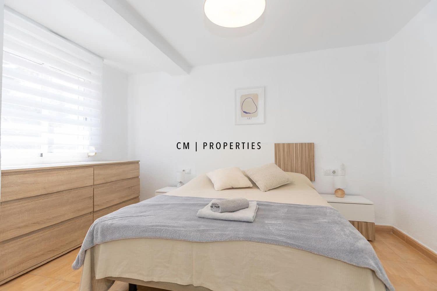 2 bedroom Flat for rent in Paterna - € 1,500 (Ref: 9492756)