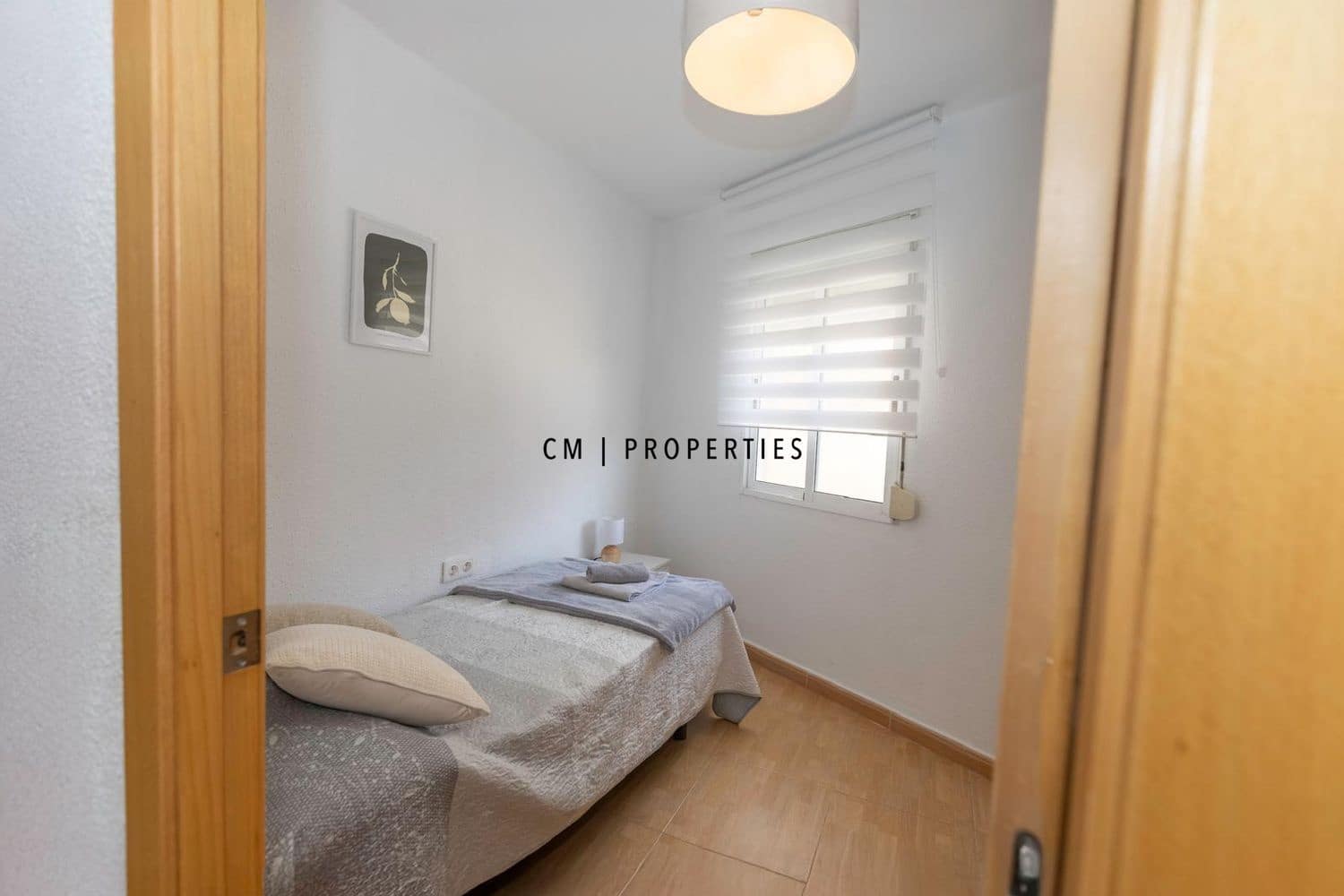2 bedroom Flat for rent in Paterna - € 1,500 (Ref: 9492756)