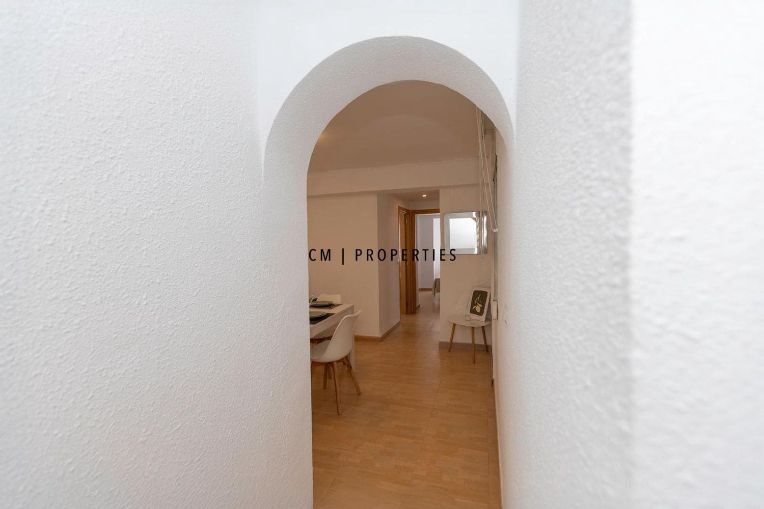 2 bedroom Flat for rent in Paterna - € 1,500 (Ref: 9492756)