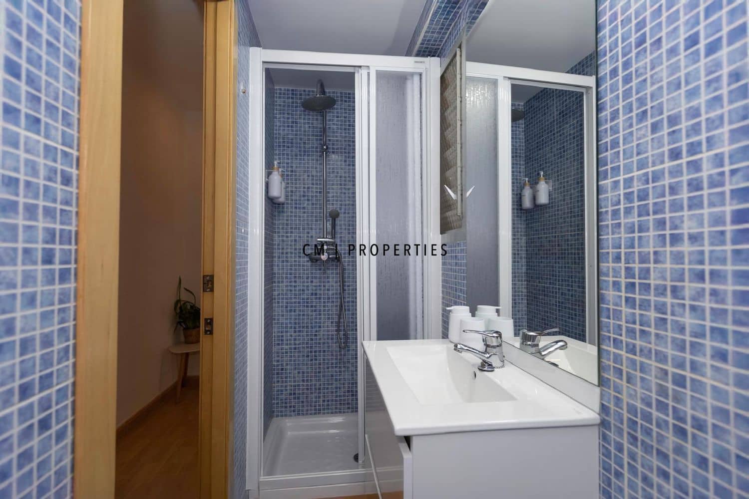 2 bedroom Flat for rent in Paterna - € 1,500 (Ref: 9492756)