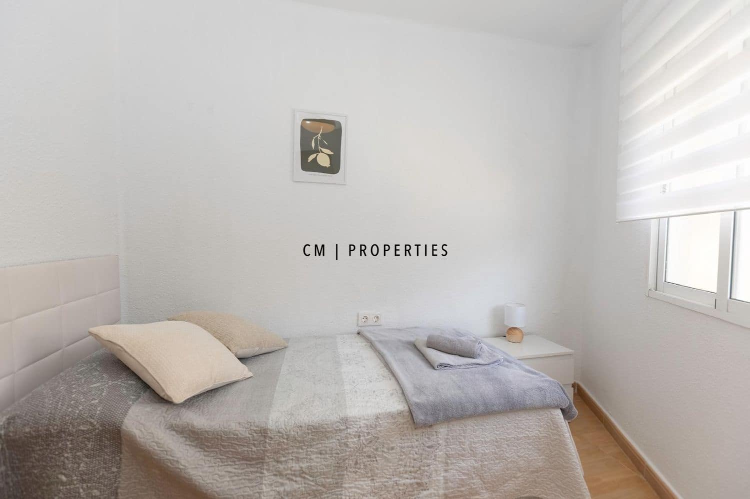 2 bedroom Flat for rent in Paterna - € 1,500 (Ref: 9492756)