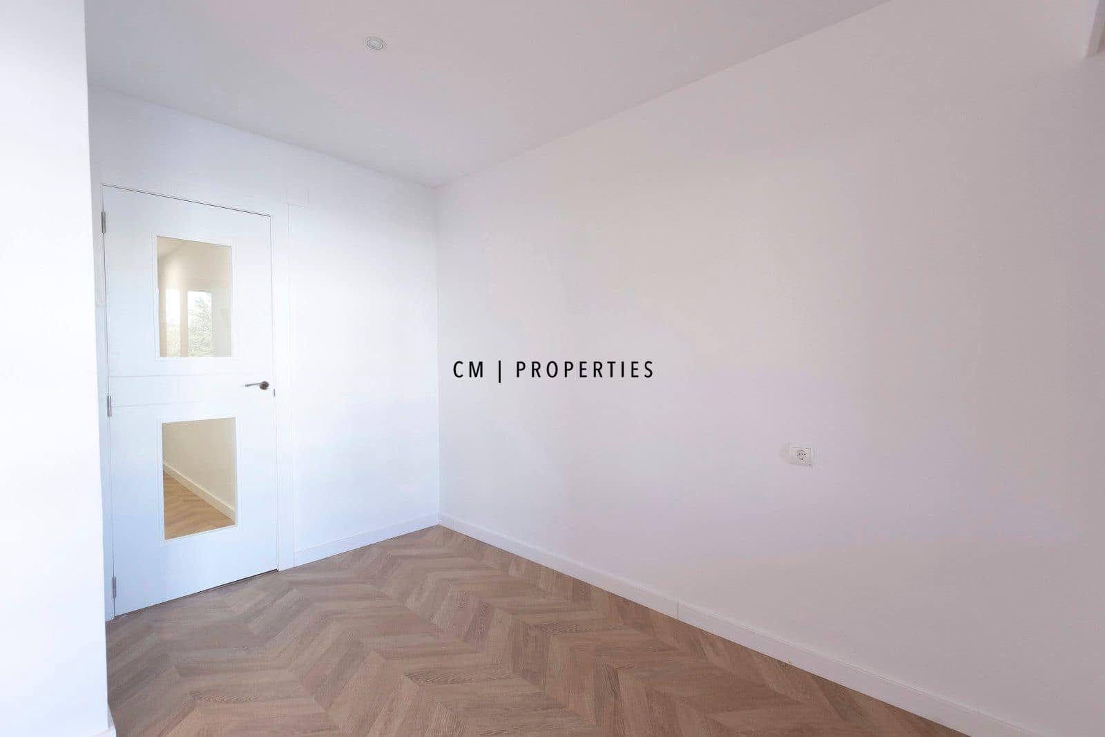 4 soverom Leilighet til salgs i Valencia by med garasje - € 660 000 (Ref: 9492757)