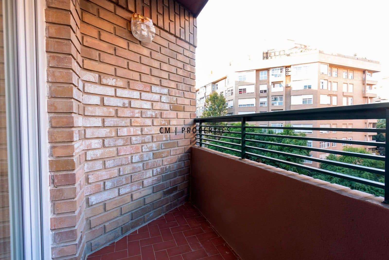 4 bedroom Flat for rent in Valencia city with garage - € 2,100 (Ref: 9494159)