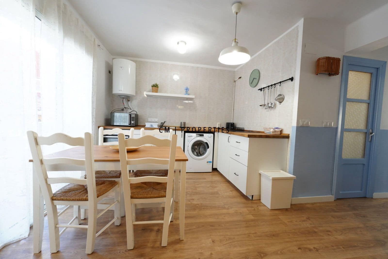 2 bedroom Flat for rent in Valencia city - € 1,350 (Ref: 9496471)