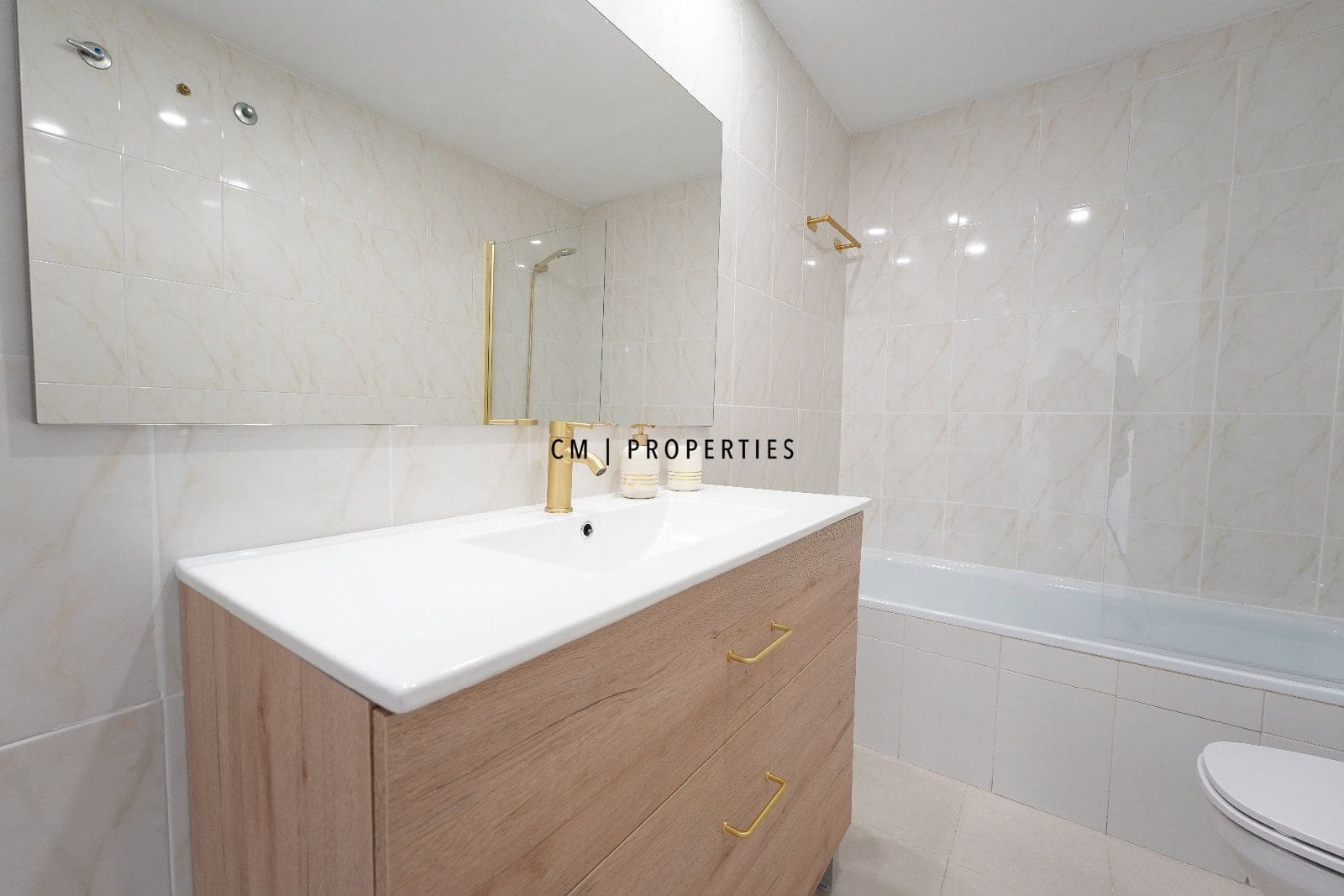 3 bedroom Flat for rent in Alboraya / Alboraia with pool - € 1,550 (Ref: 9496587)