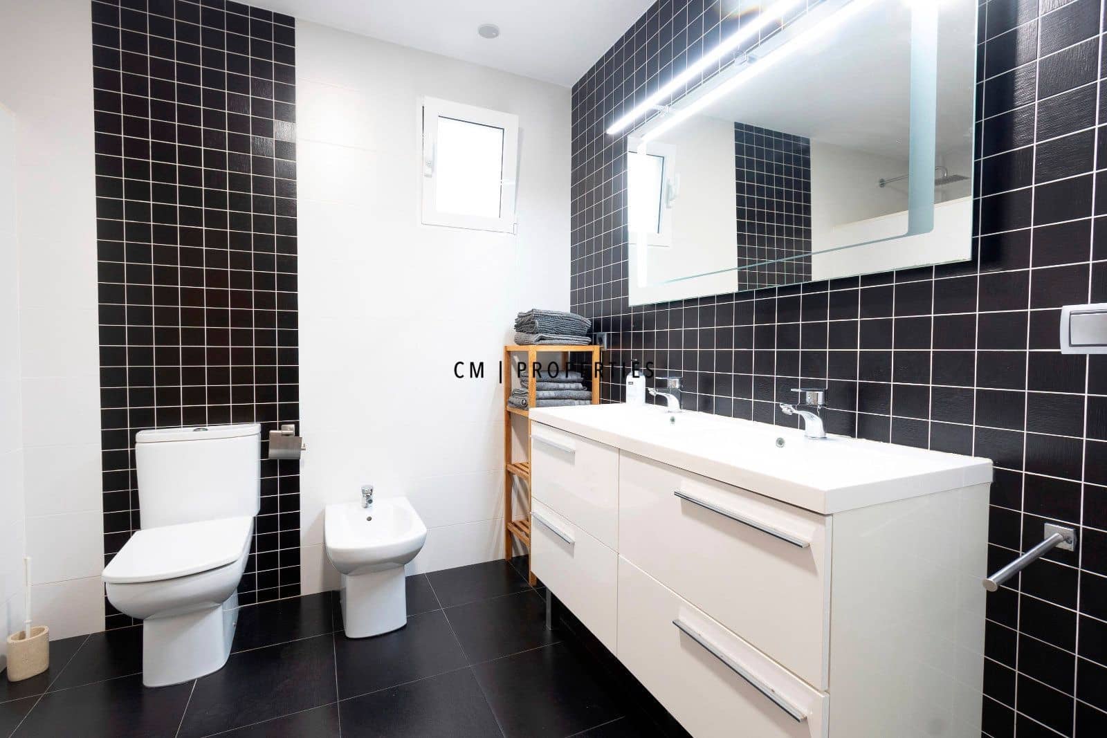 2 sovrum Lägenhet att hyra i Valencia stad - 1 250 € (Ref: 9496588)