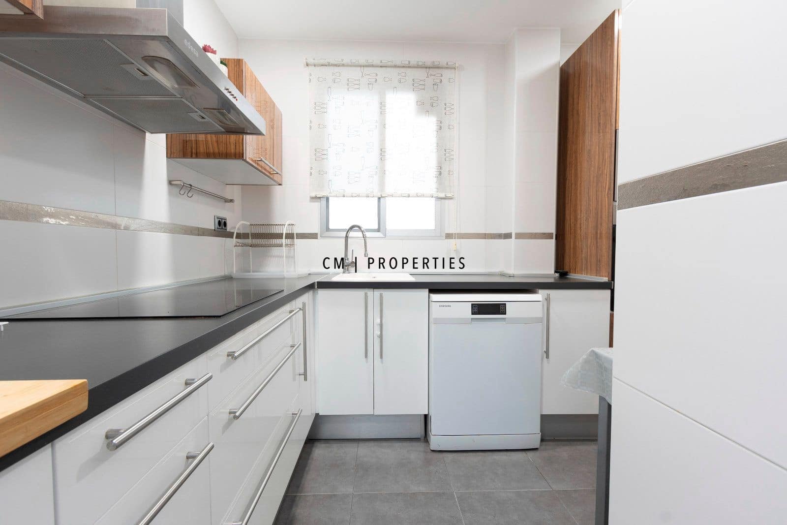 2 sovrum Lägenhet att hyra i Valencia stad - 1 250 € (Ref: 9496588)