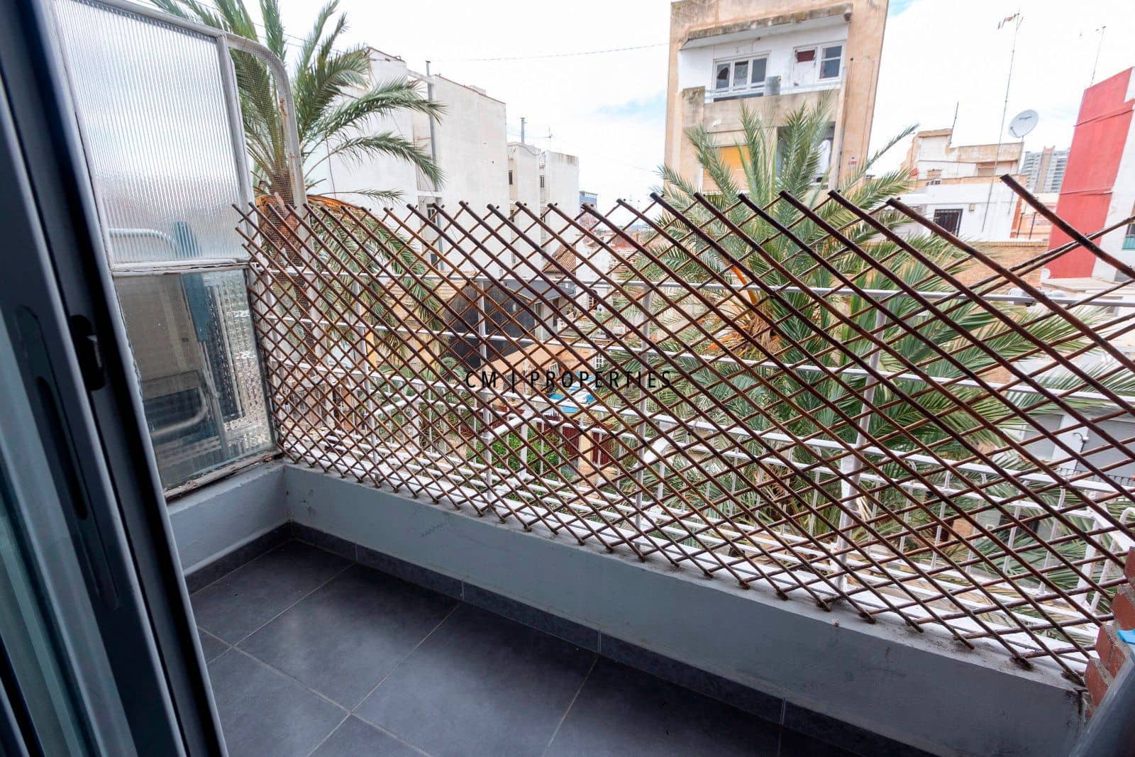 2 sovrum Lägenhet att hyra i Valencia stad - 1 250 € (Ref: 9496588)