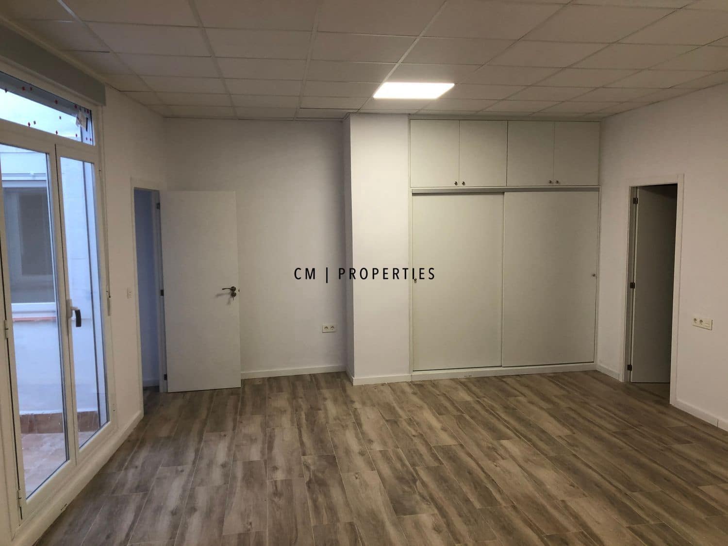 4 sypialnia Mieszkanie do wynajęcia w Miasto Walencja z garażem - 1 950 € (Ref: 9496589)