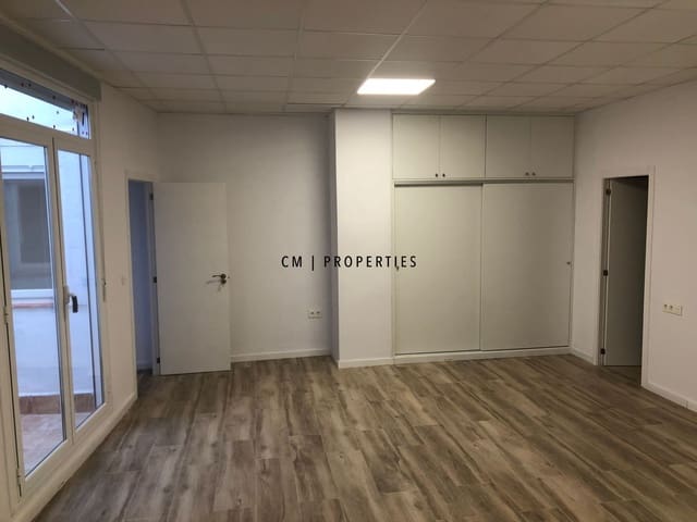 4 sypialnia Mieszkanie do wynajęcia w Benicalap, Miasto Walencja z garażem - 1 950 € (Ref: 9496589)