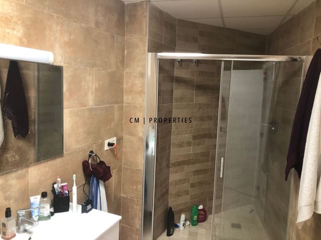 4 sypialnia Mieszkanie do wynajęcia w Benicalap, Miasto Walencja z garażem - 1 950 € (Ref: 9496589)