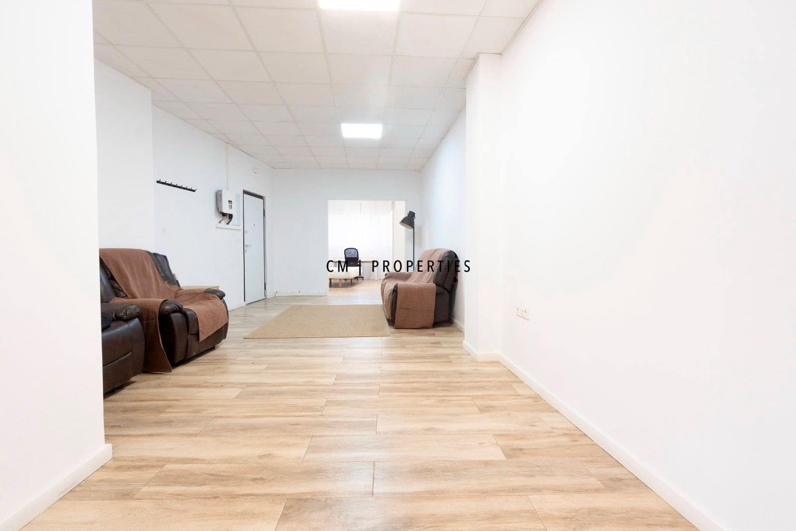 4 bedroom Flat for rent in Valencia city with garage - € 1,950 (Ref: 9496589)