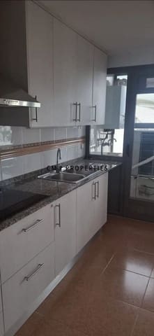 3 soverom Leilighet til leie i Valencia by med garasje - € 1 800 (Ref: 9499505)