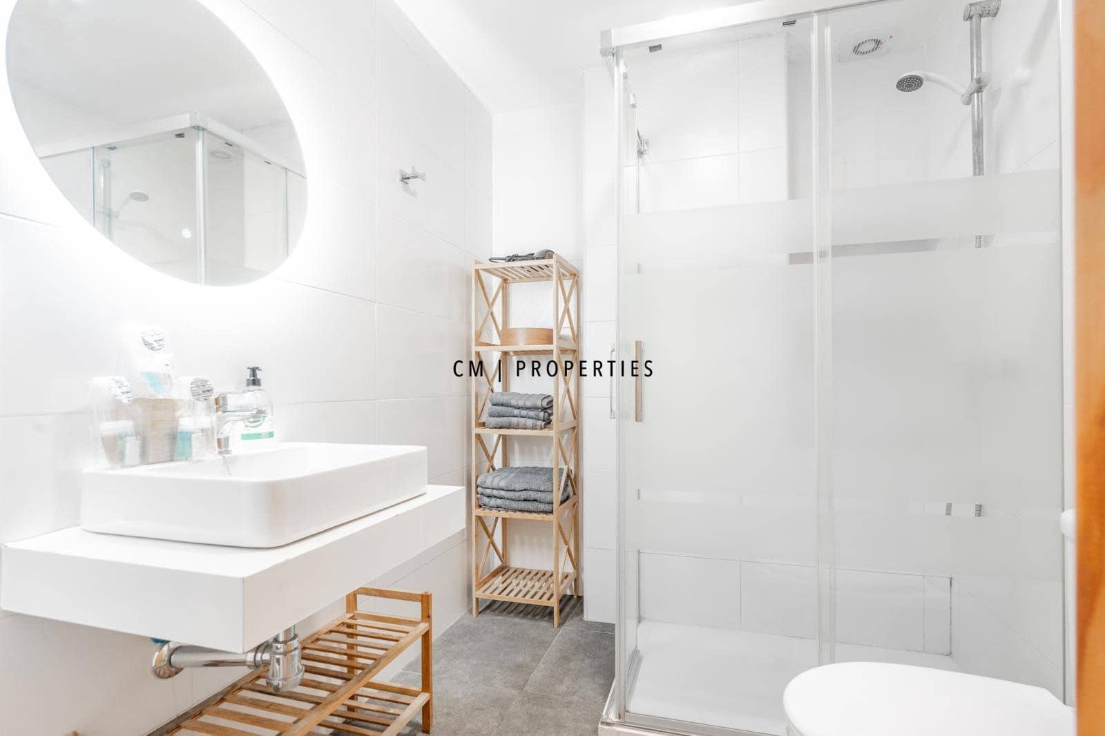 2 soveværelse Villa til leje i Valencia by - € 1.600 (Ref: 9500379)