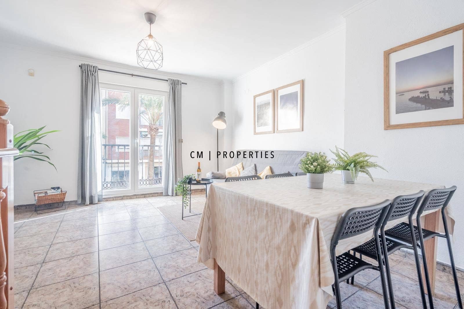 2 soveværelse Villa til leje i Valencia by - € 1.600 (Ref: 9500379)