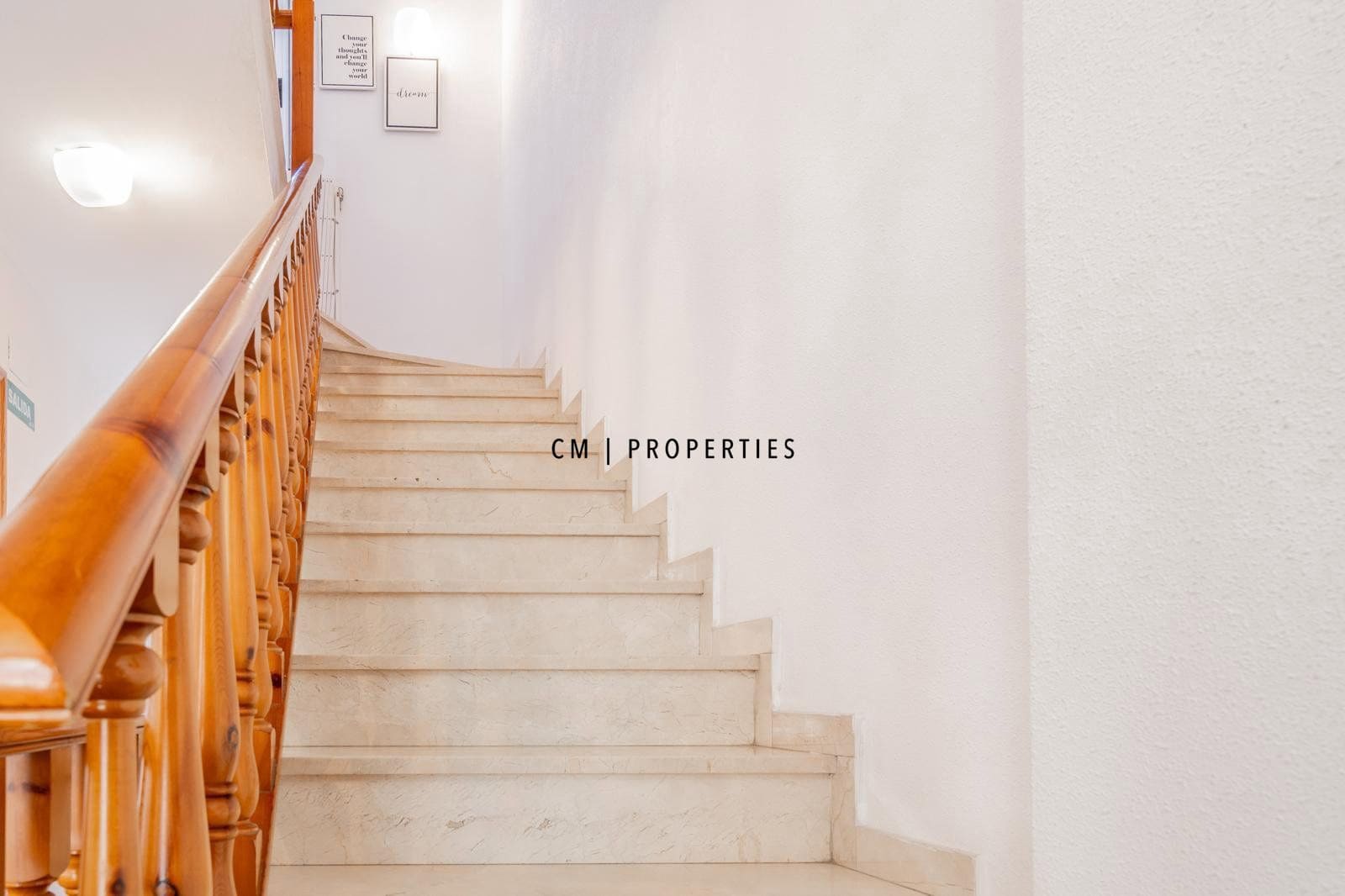 2 soveværelse Villa til leje i Valencia by - € 1.600 (Ref: 9500379)