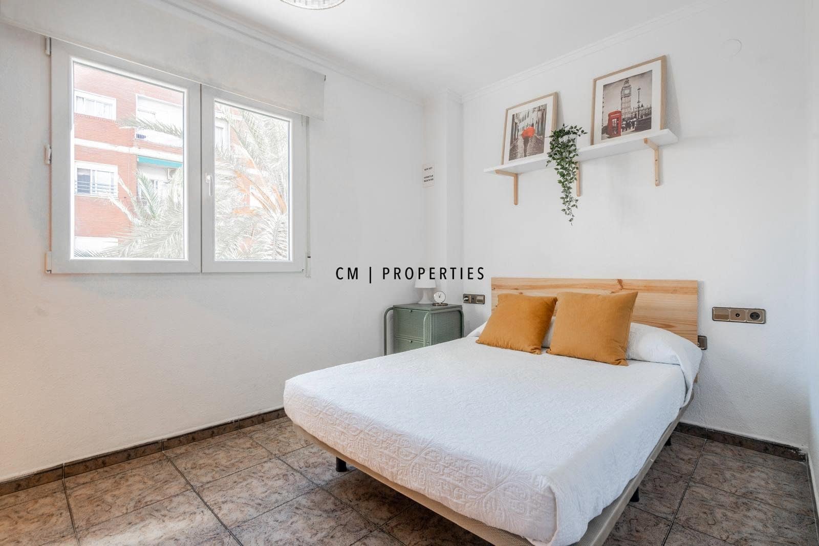 2 soveværelse Villa til leje i Valencia by - € 1.600 (Ref: 9500379)