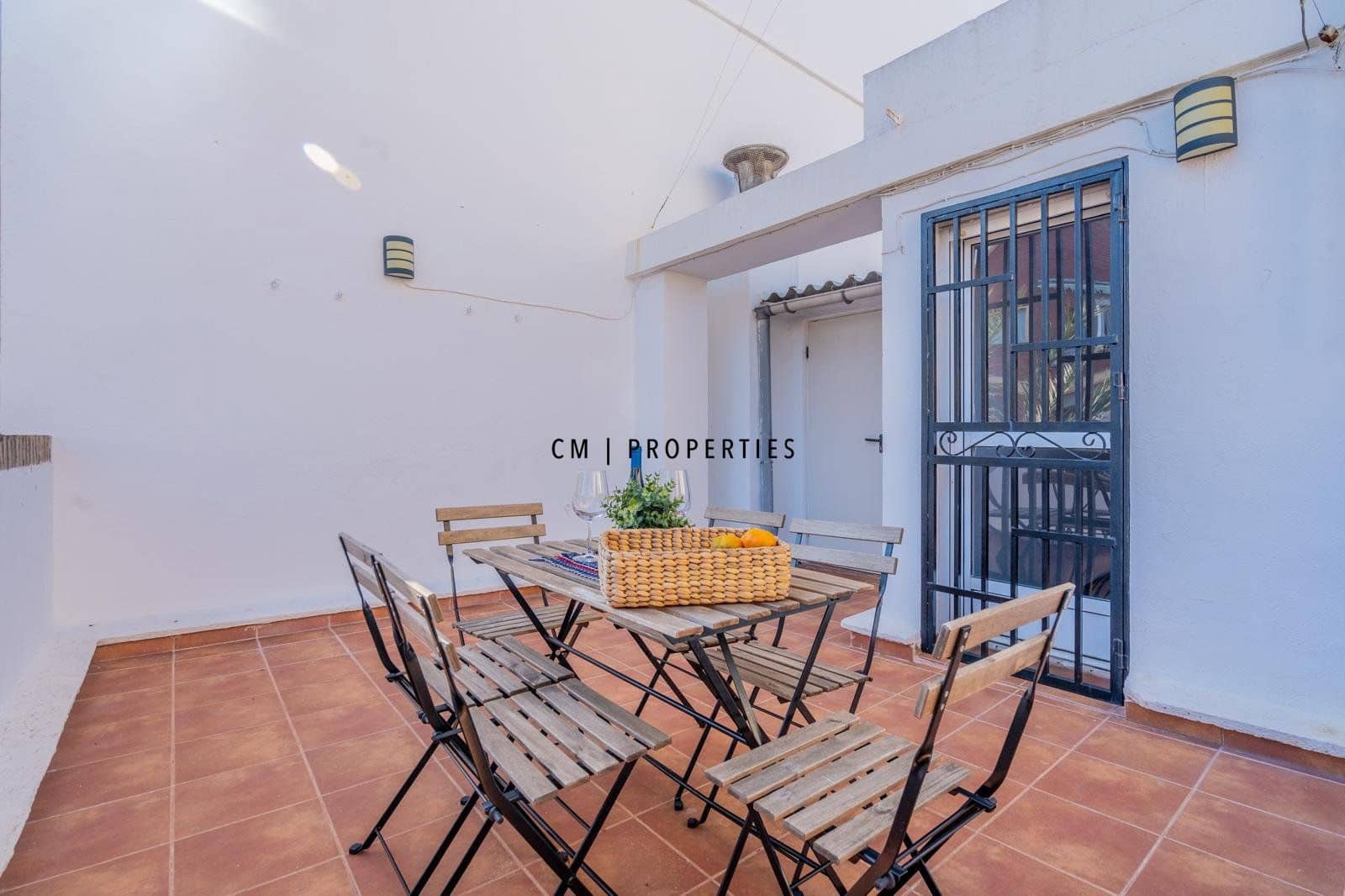 2 soveværelse Villa til leje i Valencia by - € 1.600 (Ref: 9500379)