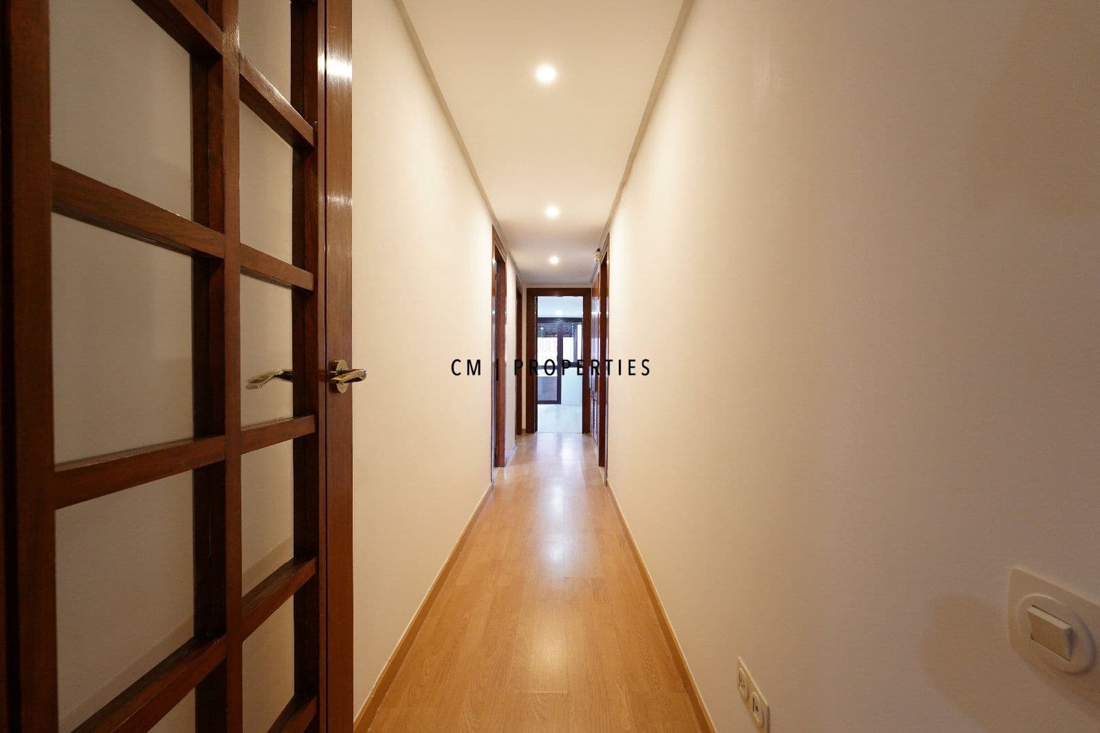 2 soverom Leilighet til leie i Valencia by - € 1 950 (Ref: 9500380)