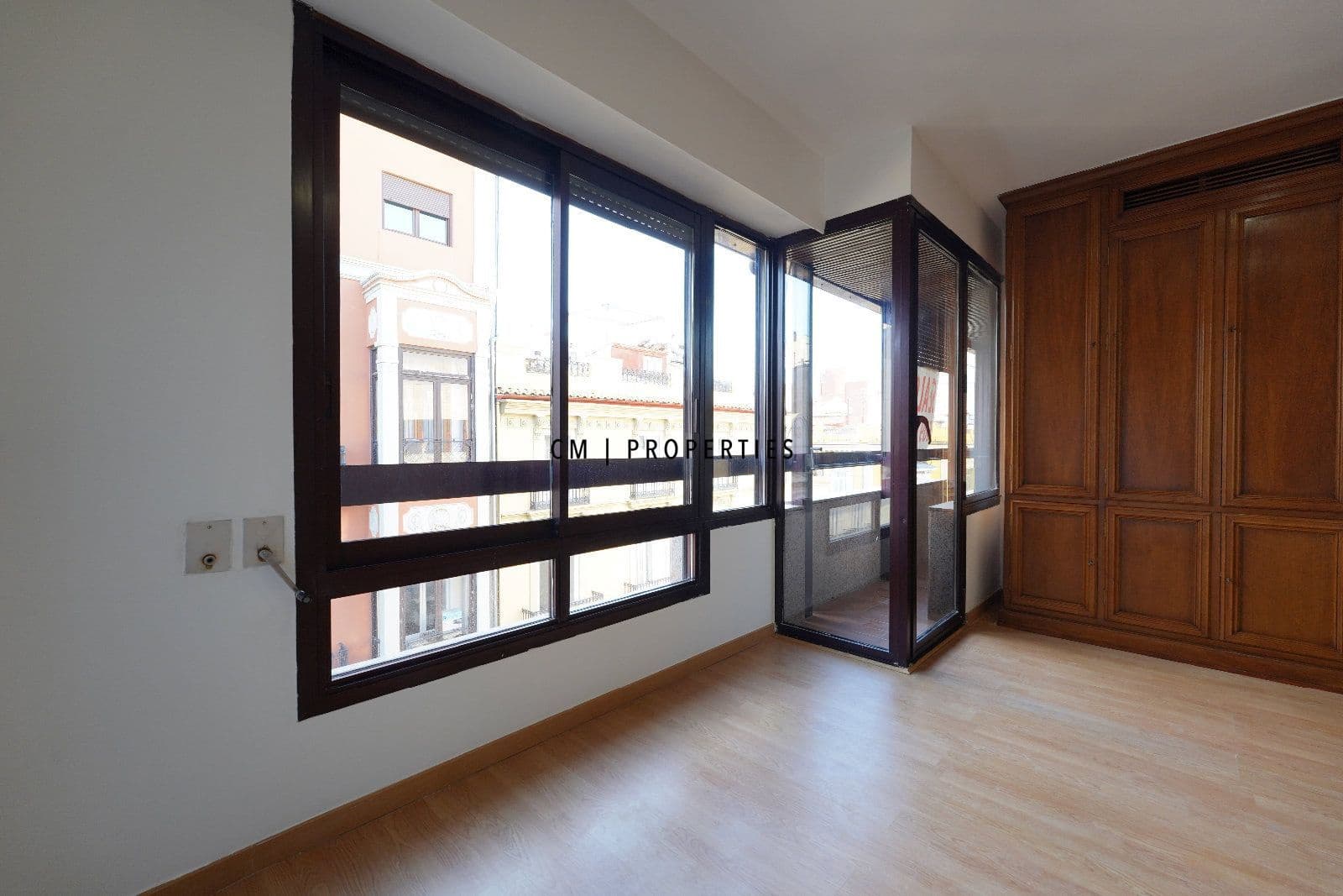 2 soverom Leilighet til leie i Valencia by - € 1 950 (Ref: 9500380)