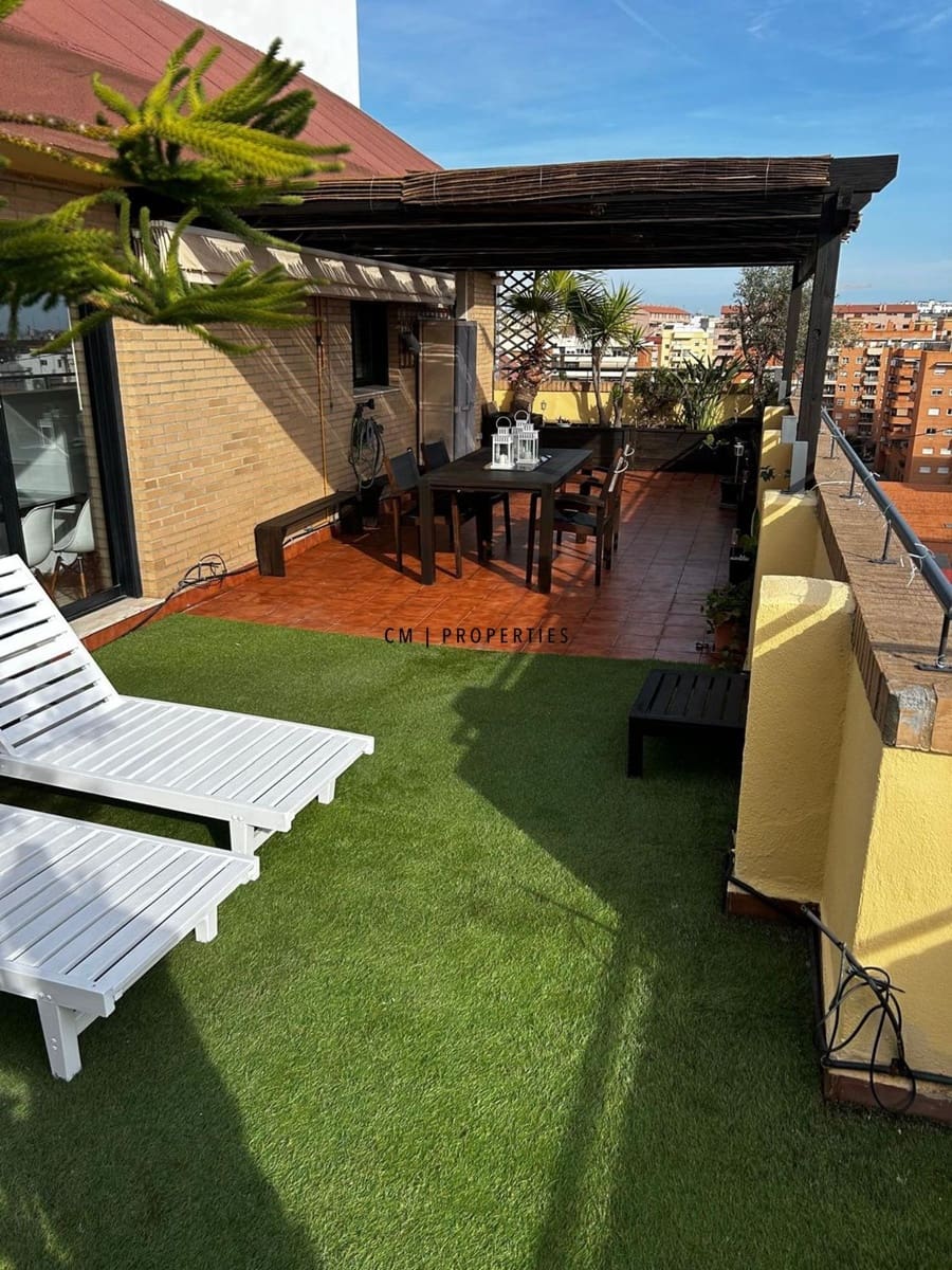 3 bedroom Flat for rent in Valencia city with pool garage - € 2,500 (Ref: 9500381)