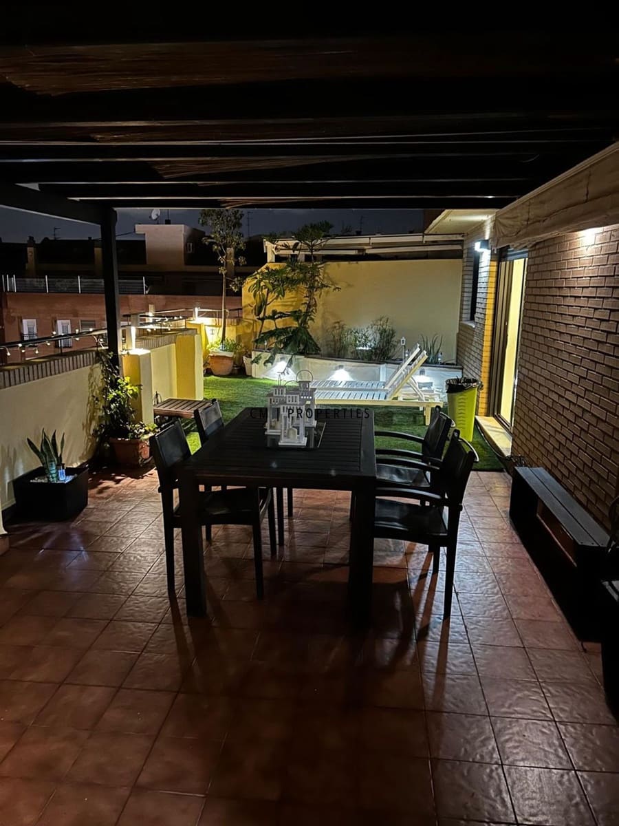 3 bedroom Flat for rent in Valencia city with pool garage - € 2,500 (Ref: 9500381)