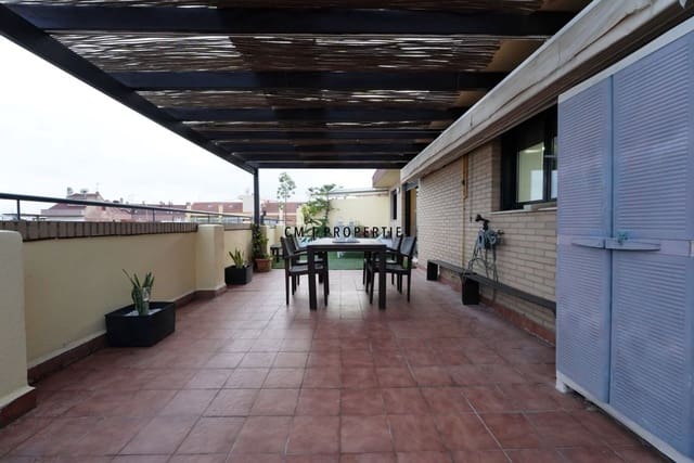3 bedroom Flat for rent in Benimaclet, Valencia city with pool garage - € 2,500 (Ref: 9500381)