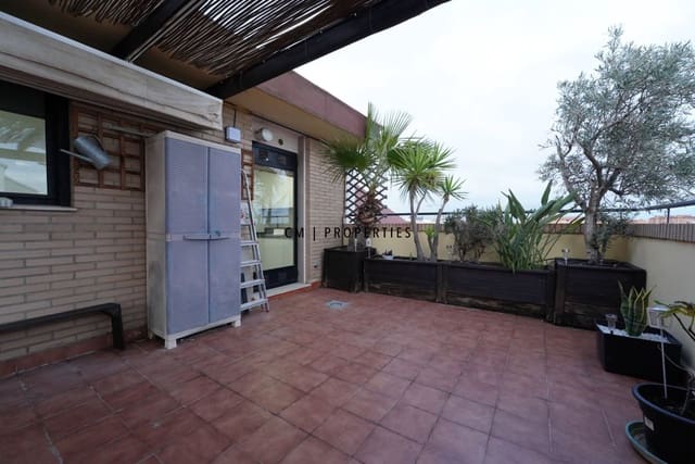 3 bedroom Flat for rent in Benimaclet, Valencia city with pool garage - € 2,500 (Ref: 9500381)