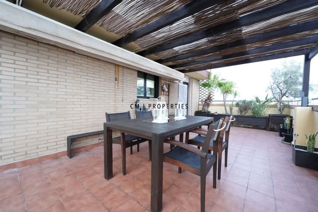 3 bedroom Flat for rent in Benimaclet, Valencia city with pool garage - € 2,500 (Ref: 9500381)