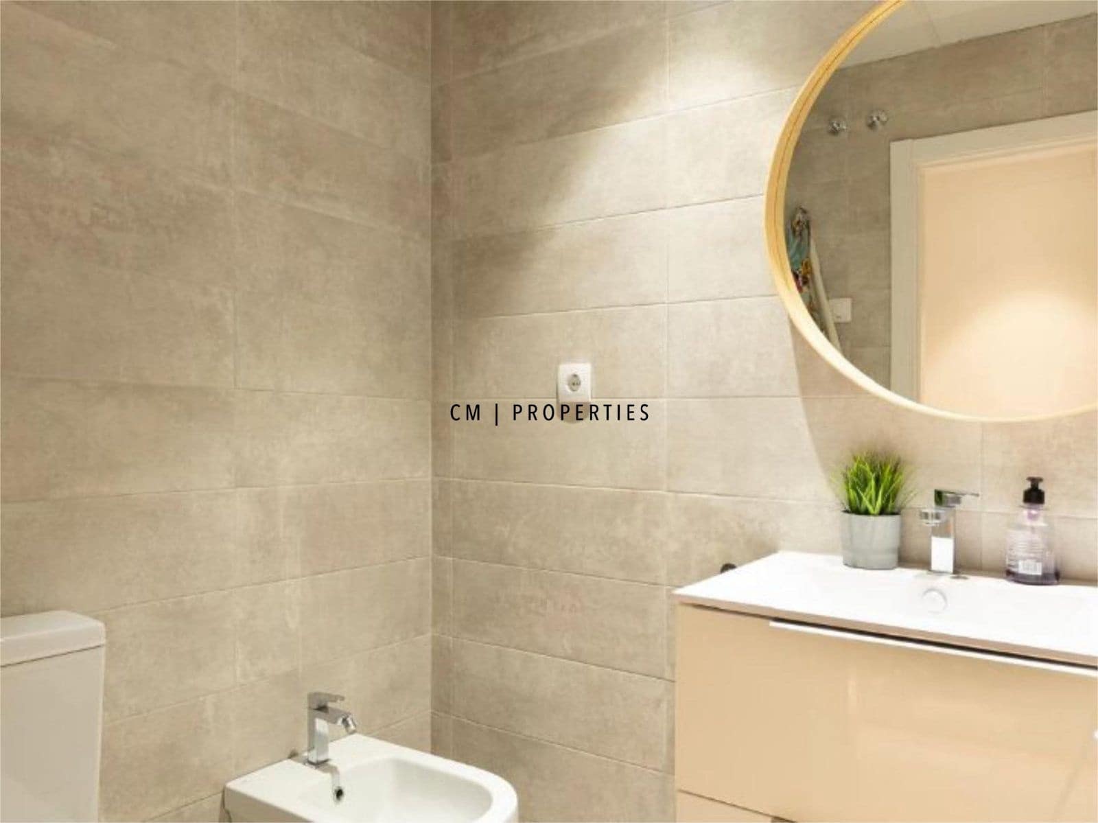 3 soveværelse Lejlighed til salg i Valencia by med swimmingpool - € 650.000 (Ref: 9502670)