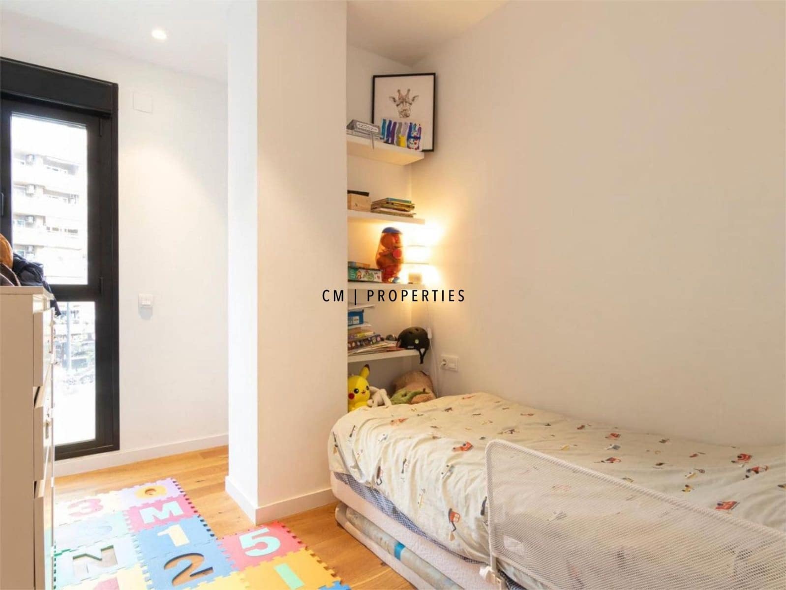 3 soveværelse Lejlighed til salg i Valencia by med swimmingpool - € 650.000 (Ref: 9502670)