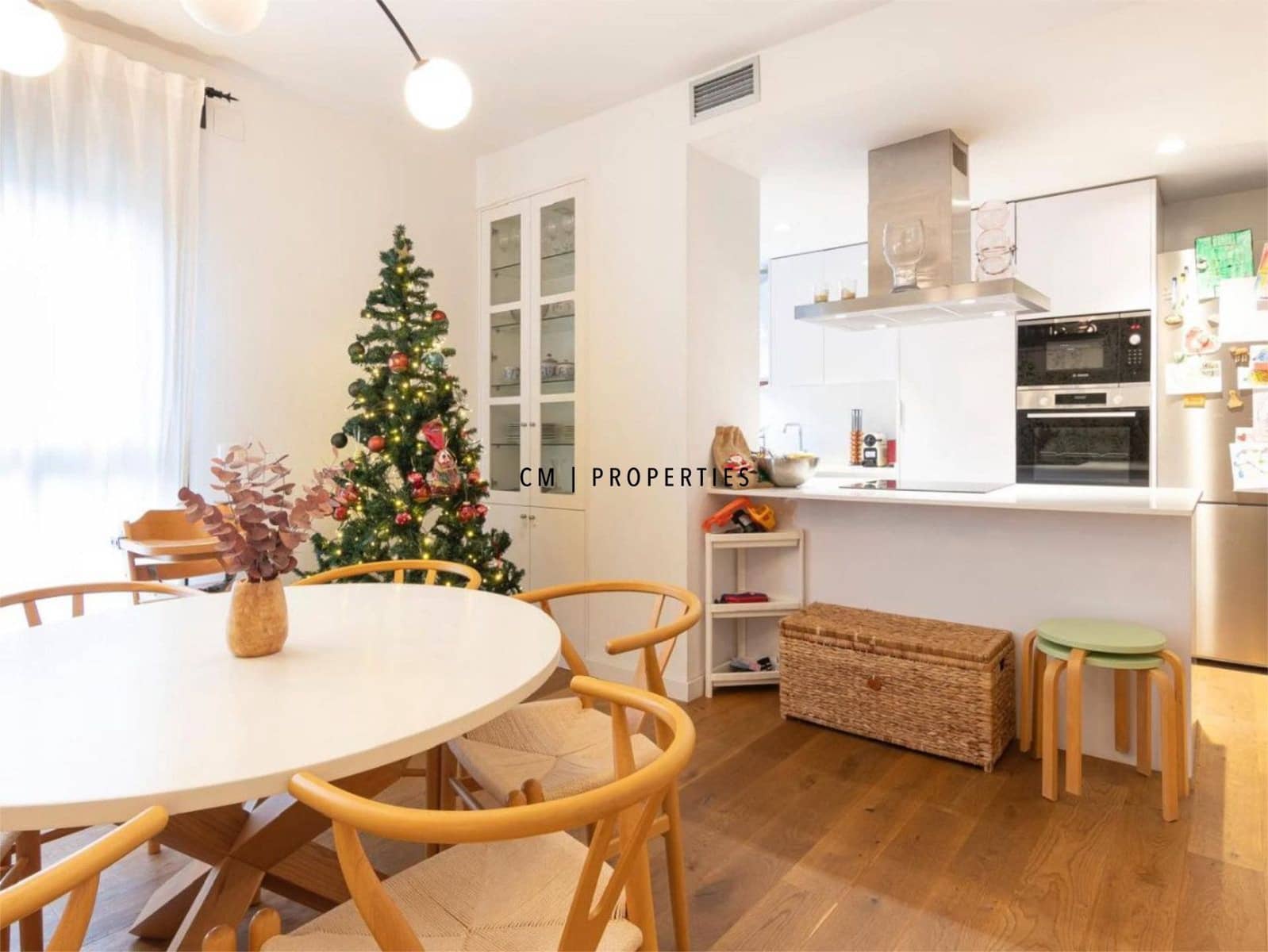 3 soveværelse Lejlighed til salg i Valencia by med swimmingpool - € 650.000 (Ref: 9502670)