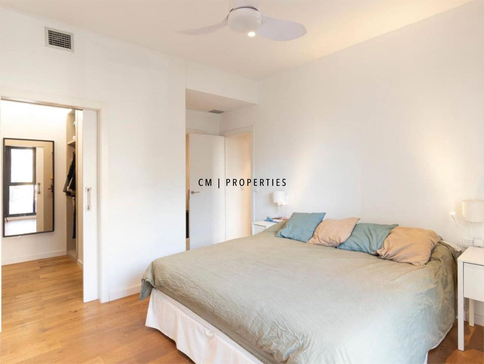 3 soveværelse Lejlighed til salg i Valencia by med swimmingpool - € 650.000 (Ref: 9502670)