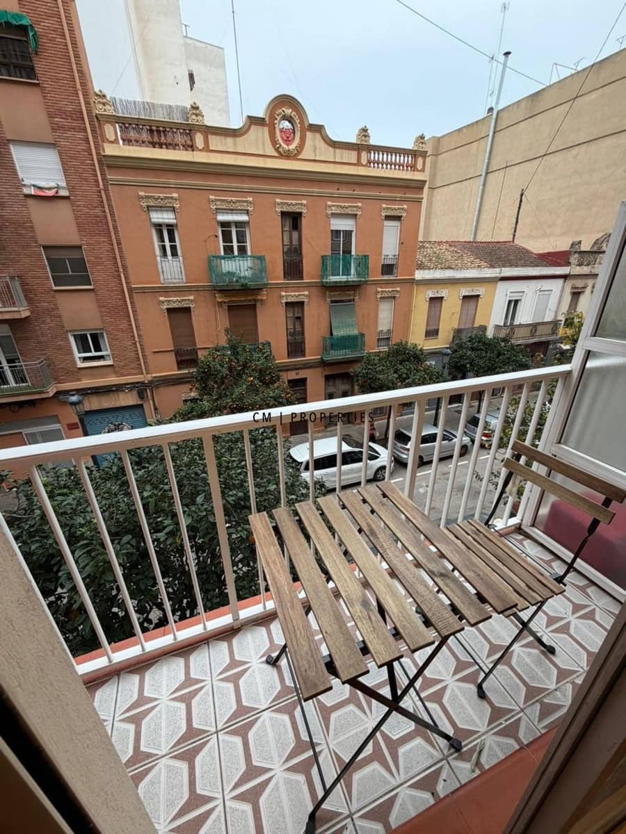 3 bedroom Flat for rent in Valencia city - € 1,390 (Ref: 9503249)