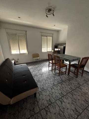 3 makuuhuone Asunto vuokrattavana paikassa Valencia kaupunki - 1 100 € (Ref: 9503420)