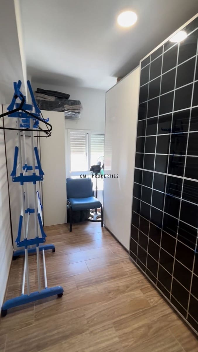 3 slaapkamer Flat te koop in Valencia stad - € 350.000 (Ref: 9503422)
