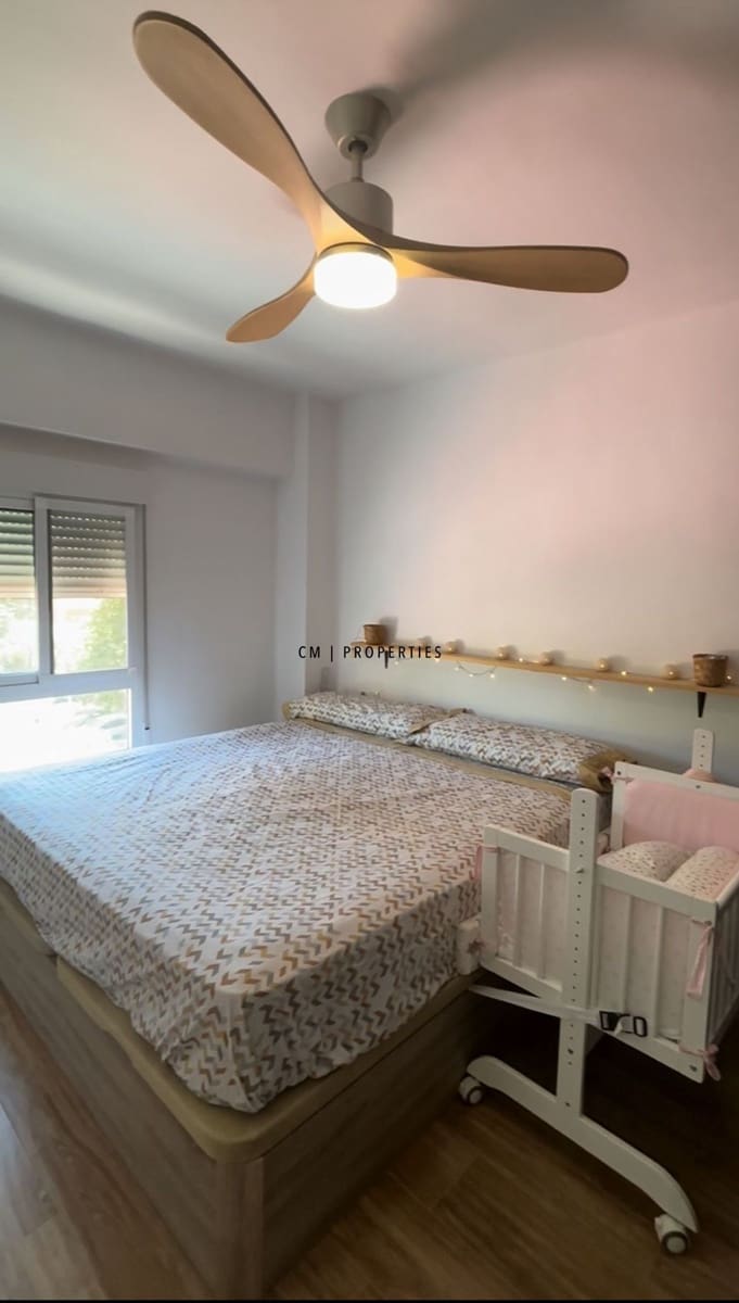 3 slaapkamer Flat te koop in Valencia stad - € 350.000 (Ref: 9503422)