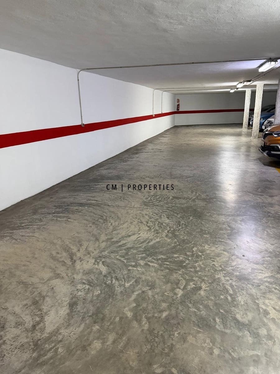 Garage till salu i Valencia stad - 40 000 € (Ref: 9504657)