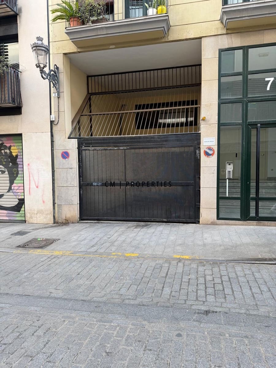 Garage till salu i Valencia stad - 40 000 € (Ref: 9504657)