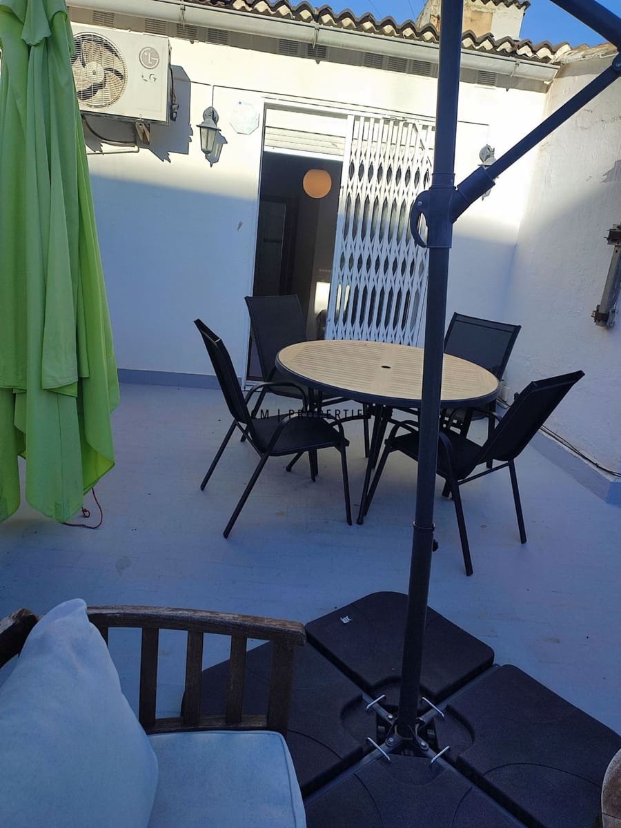 1 bedroom Penthouse for rent in Valencia city - € 1,100 (Ref: 9506441)