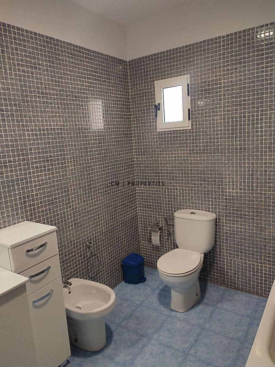 1 bedroom Penthouse for rent in Valencia city - € 1,100 (Ref: 9506441)