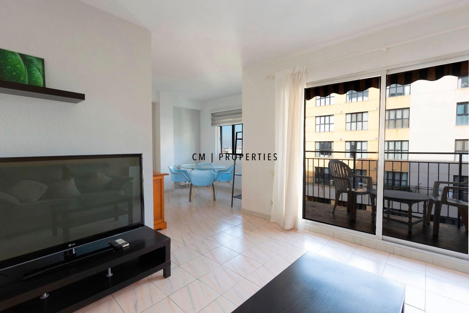 2 bedroom Flat for rent in Valencia city with garage - € 1,200 (Ref: 9506597)