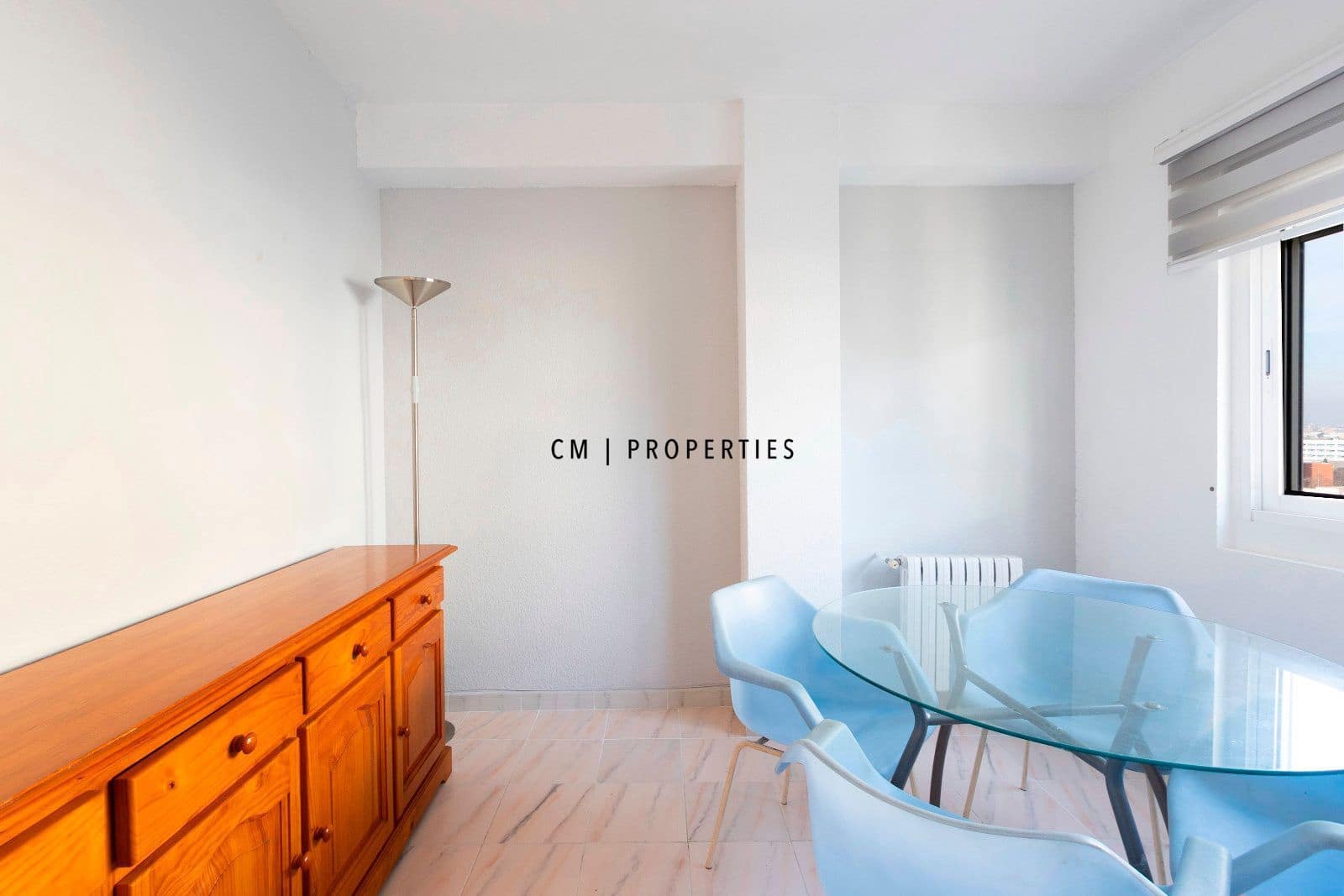 2 bedroom Flat for rent in Valencia city with garage - € 1,200 (Ref: 9506597)