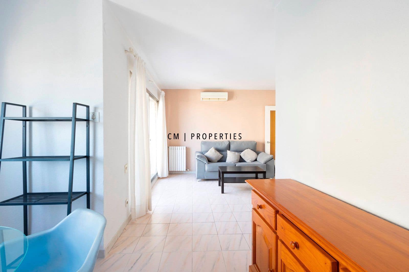 2 bedroom Flat for rent in Valencia city with garage - € 1,200 (Ref: 9506597)